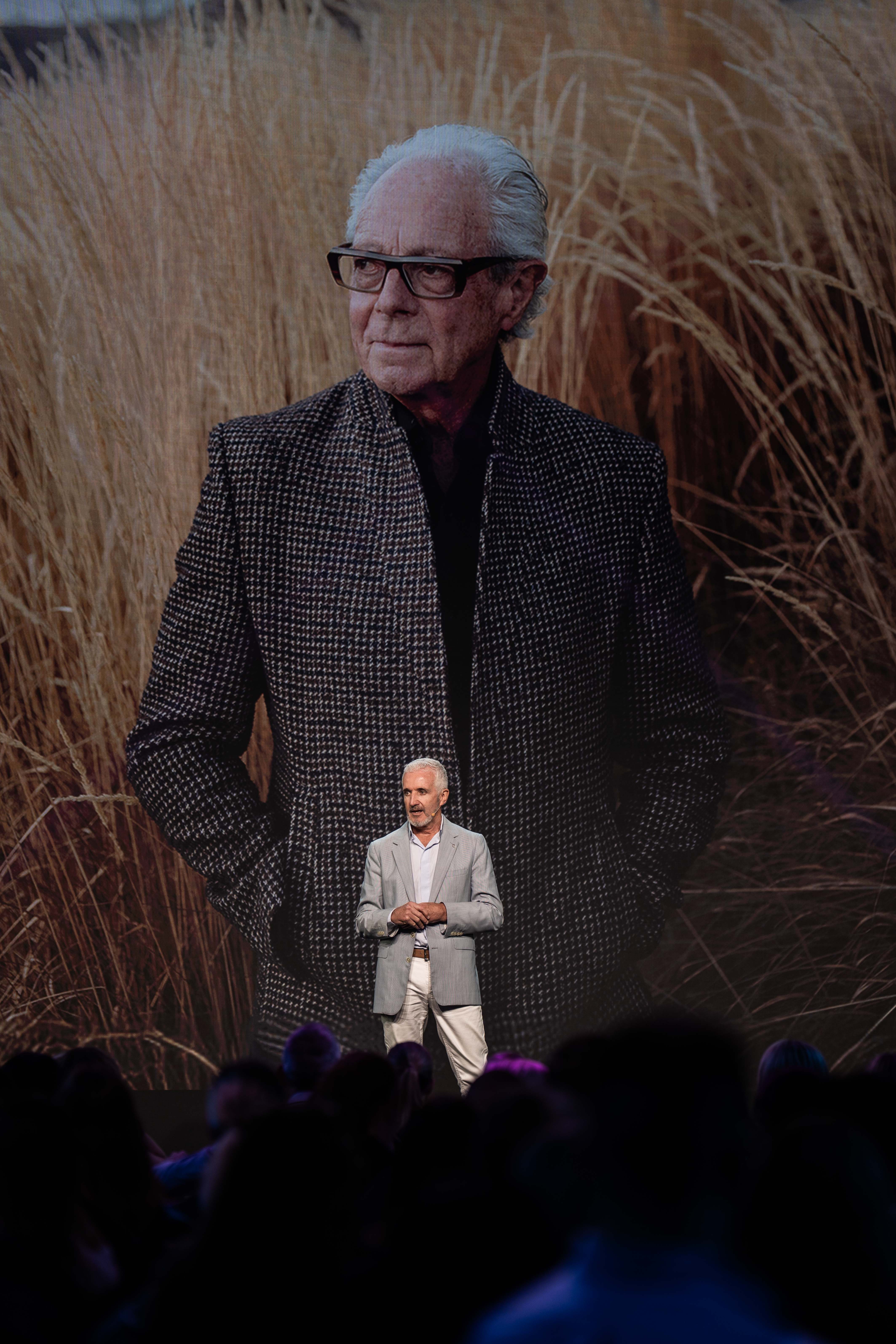 Michael Hill gallery image 9